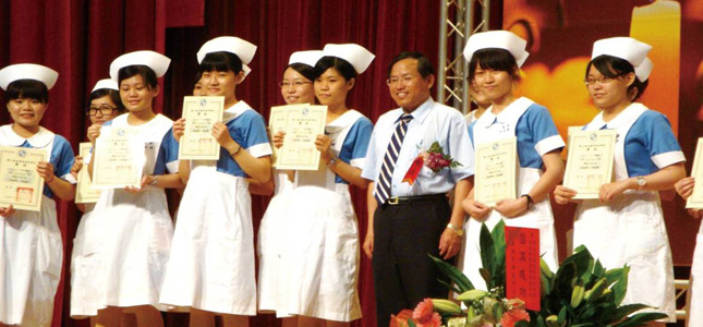 ����Q�ժ���[�a��§�{�����ʦX�Ѩ�