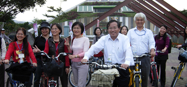 ����Q�ժ��v��@�B�G�ťD�ްѳX��H��M