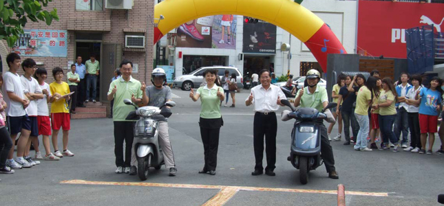 ����Q�ժ��X�u�L���ͩR�����C�M����